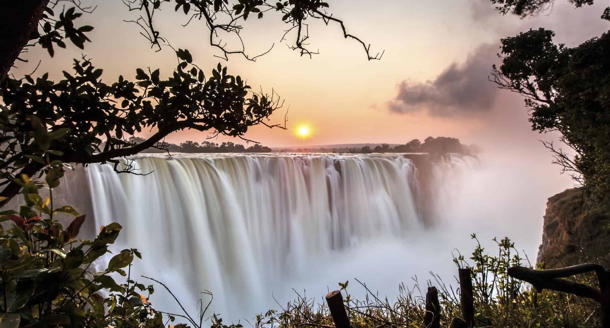 sunset-view-victoria-falls-zimbabwe-zambia
